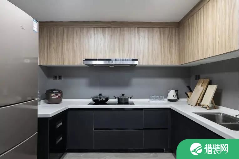 小户型loft公寓设计厨房装饰效果图
