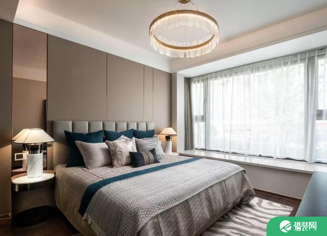 深圳创意混搭四居装修，打造奢华典雅的舒适住宅