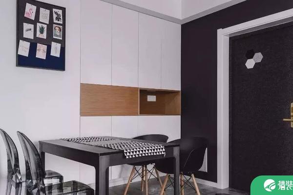 太原113㎡酷黑木色三居室装修，现代质感空间