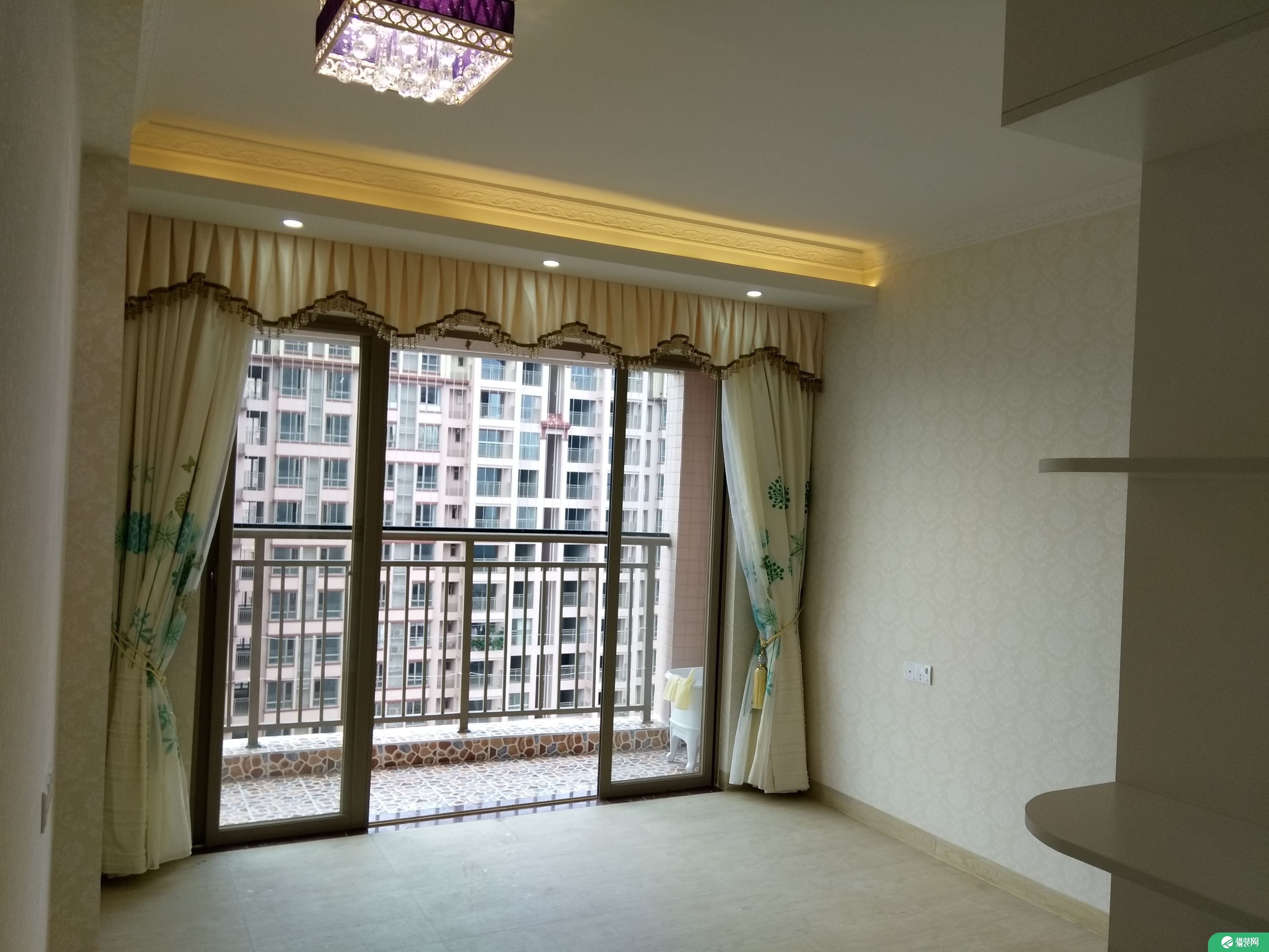 惠州太东时尚岛现代四居室装修效果图