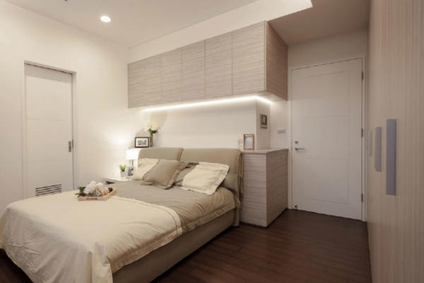 140平米简约风三居室 时尚的留白设计，让居者感受到温暖心意