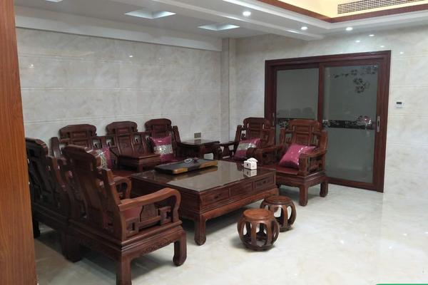 漳州中式风格三居室装修案例