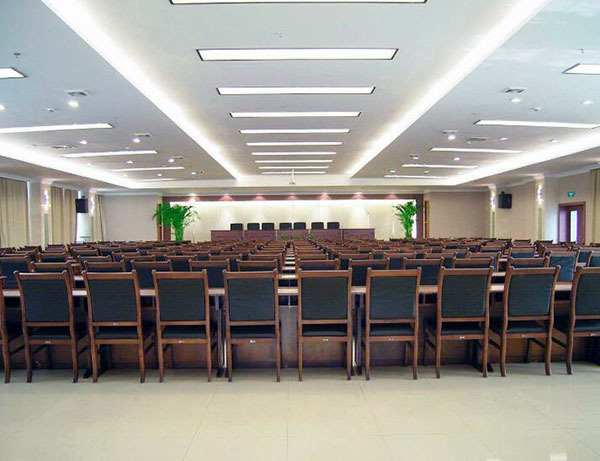 大型会议室装修费用多少钱
