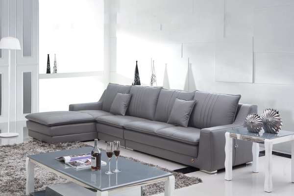 120平米现代风格客厅沙发隔断装修效果图