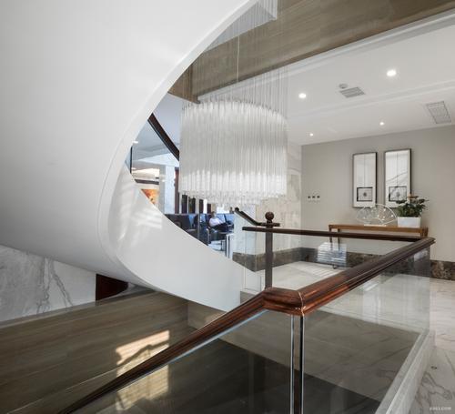 200平米房子简欧式风格玻璃扶手装修效果图