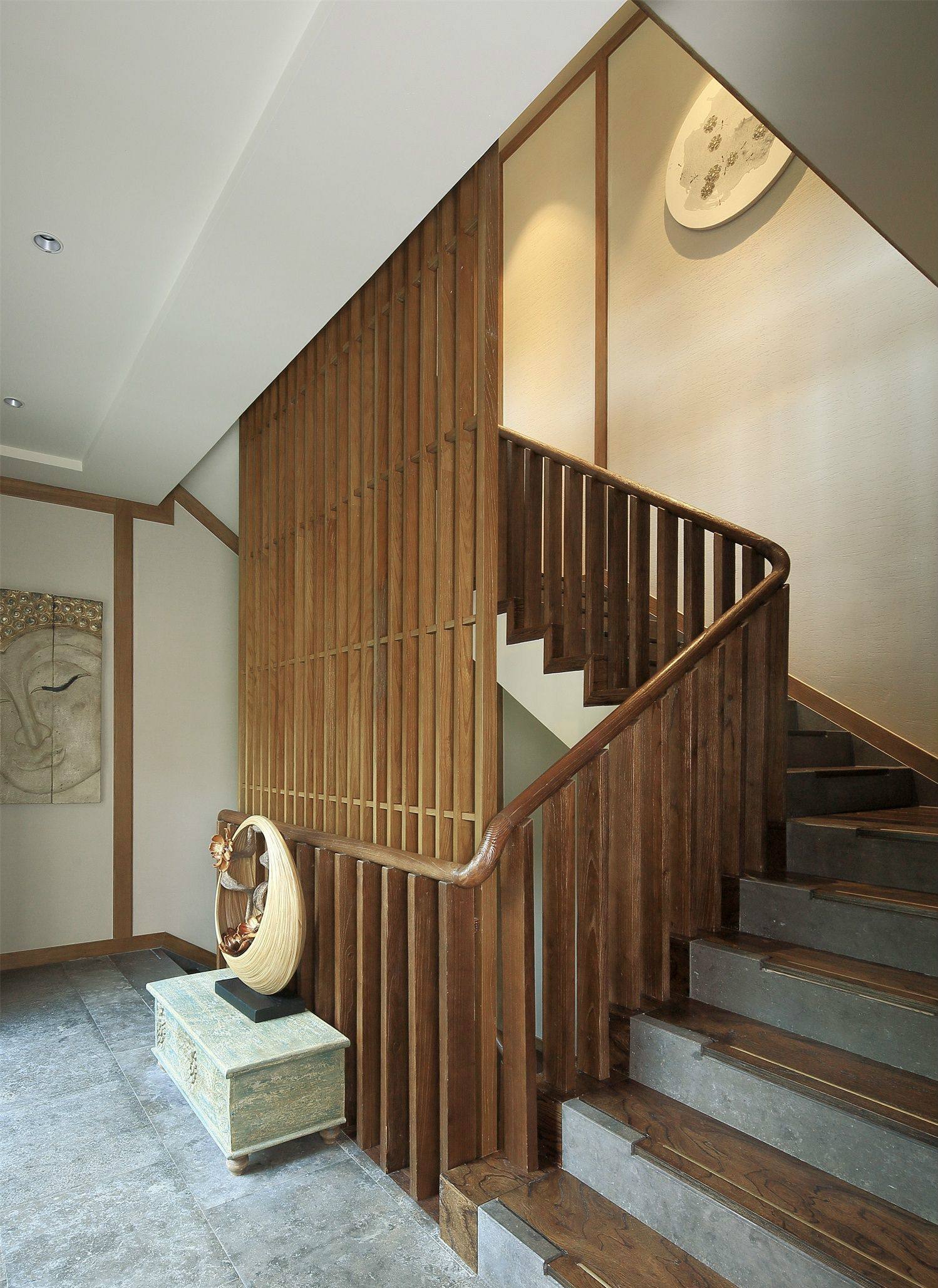 560平新中式别墅楼梯装修效果图