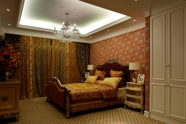 140平古典风格房子卧室帷幔装修效果图