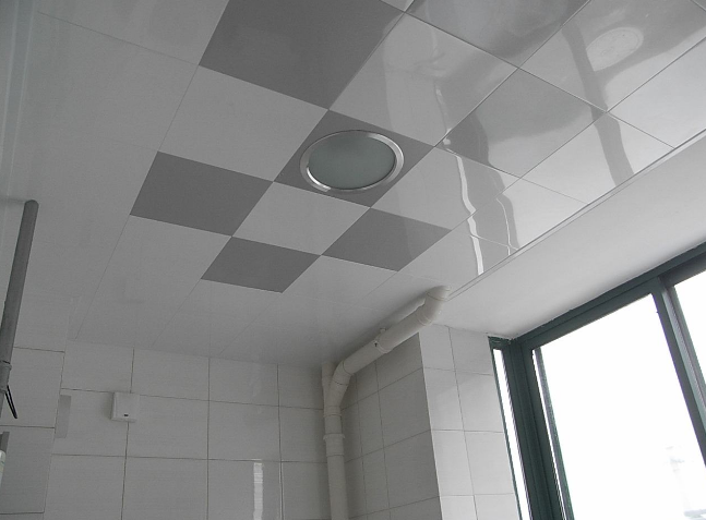 90平的房子卫生间铝扣板吊顶简欧风格装修效果图
