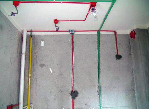 水管与电线安装