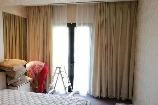100平米房子现代风格窗帘隔断装修效果图