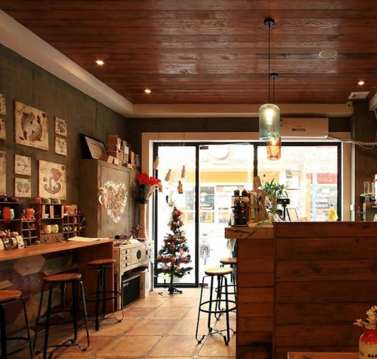 复古田园温馨的50平米小户型咖啡厅装修设计效果图