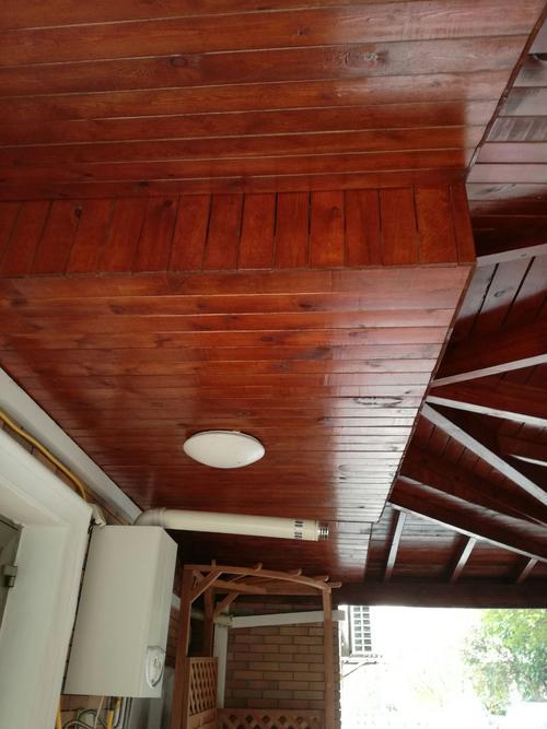 阳台木板天花板吊顶装修效果图