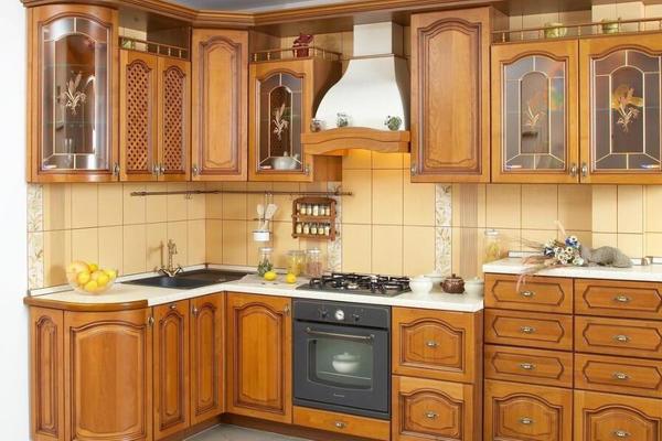 104平米两居室欧式风格厨房棕色橱柜装修效果图