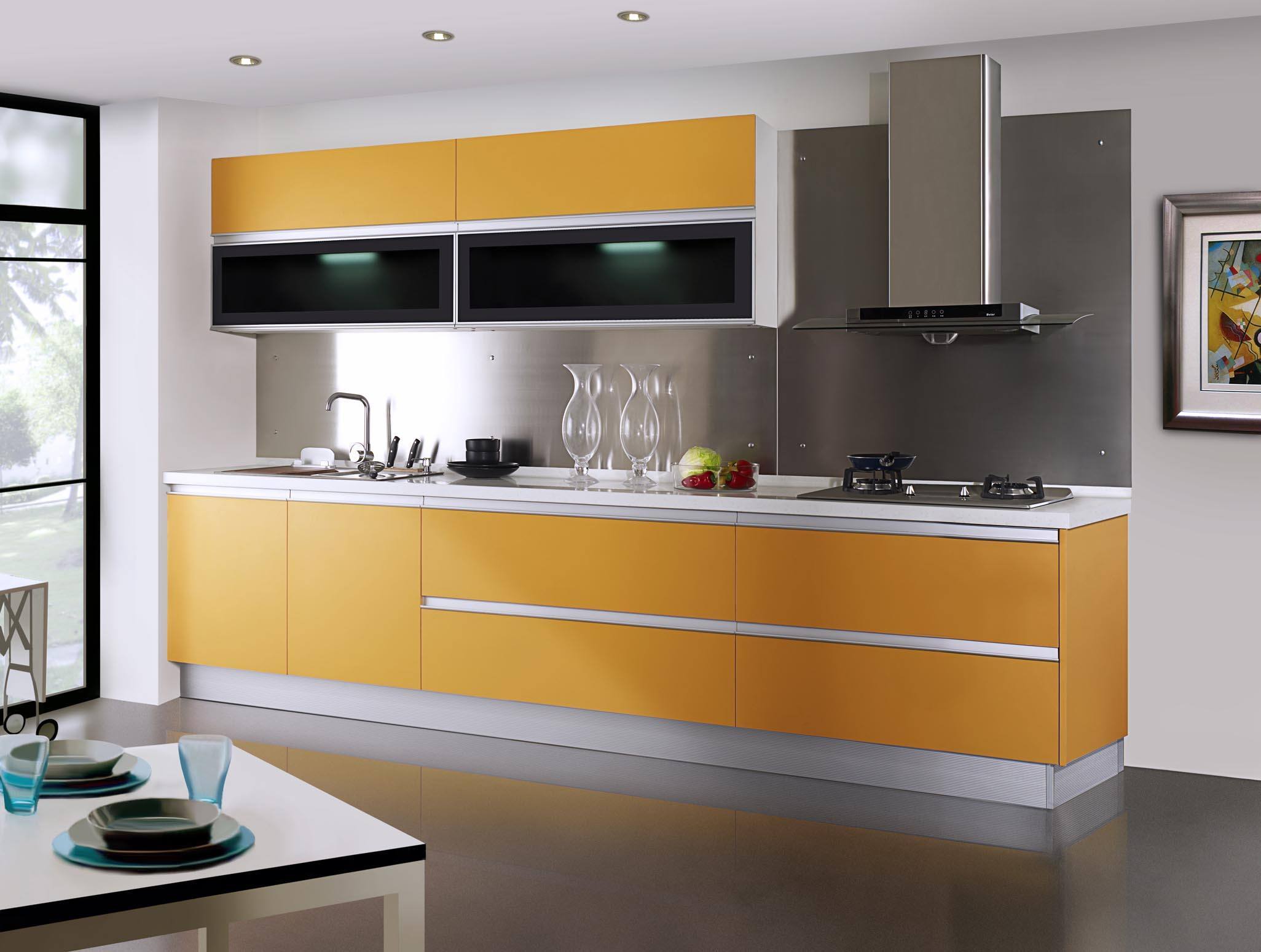 现代简约风格4平厨房橱柜装修效果图