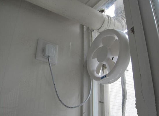 厨房窗户排气扇安装步骤图