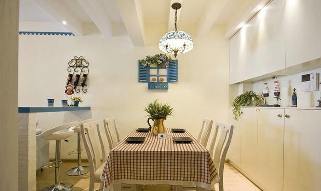 唯美地中海风格家庭餐厅装修效果图