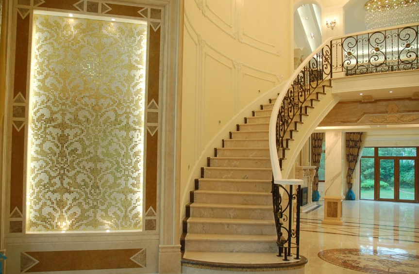 独特的三居室地中海风格室内楼梯装修效果图