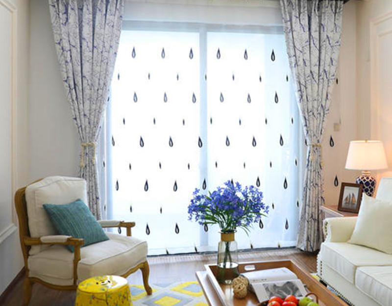 100平米客厅现代简约飘窗窗帘装修效果图