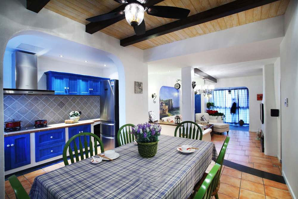 地中海风格三居室厨房餐厅装修实景图赏析