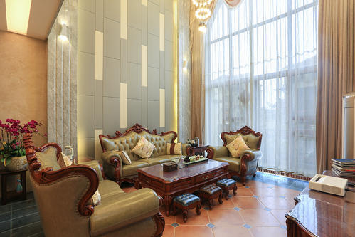 170平新中式别墅大厅窗帘装修效果图