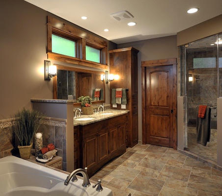 别墅美式风格深色原木卫生间门装修效果图