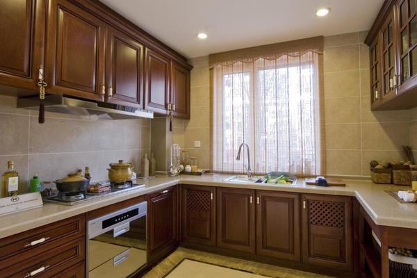 140平方三居室美式风格厨房储物柜效果图