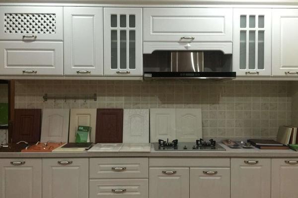 100平方简欧风格厨房橱柜颜色效果图