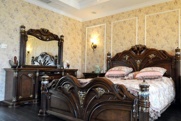 古典30平米卧室欧式梳妆台装修效果图片