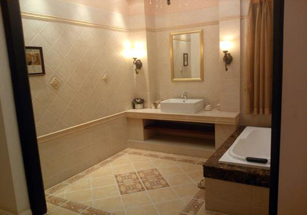 美式卫生间仿古砖装修效果图,卫生间马可波罗仿古砖装修效果图