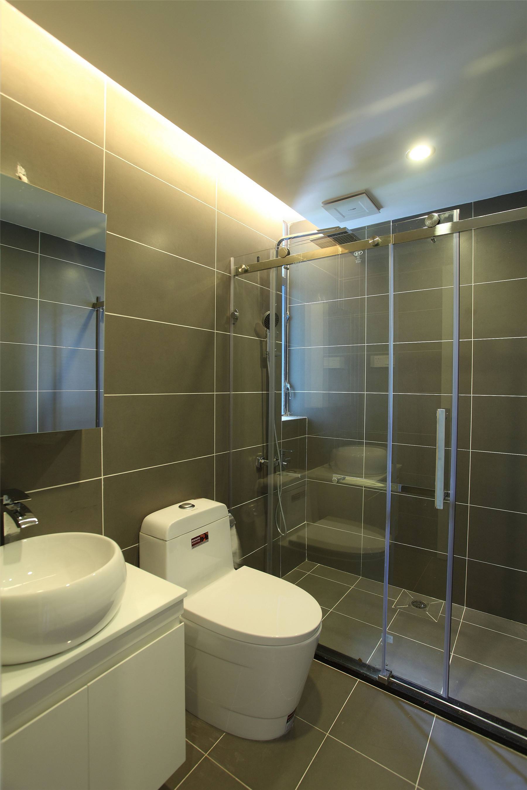 89平米房子简单中式风格淋浴隔断装修效果图