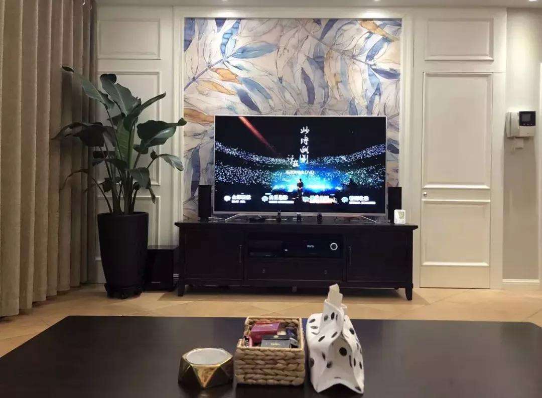 120平三居室美式风格客厅隐形电视背景墙效果图