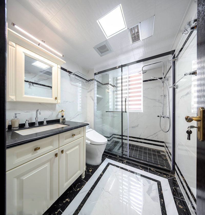 10平米简欧风格精致卫生间淋浴房装修效果图