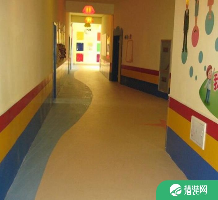 幼儿园橡胶地板效果图