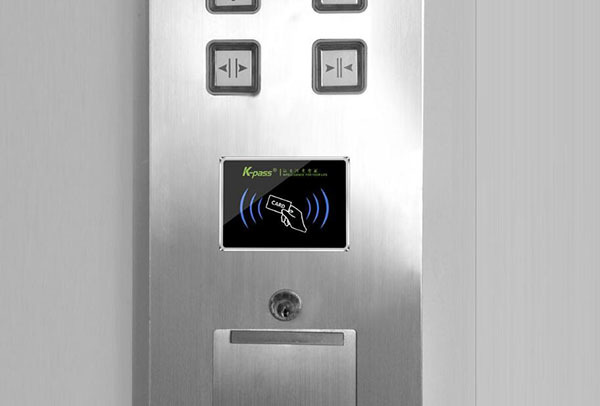 电梯刷卡的功能和特点