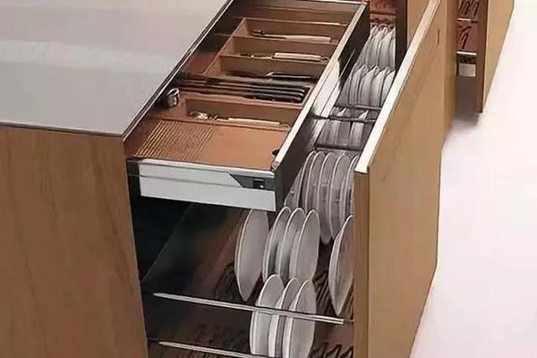 厨房橱柜内部设计多功能展示 给厨房用具一个看不见的“家”