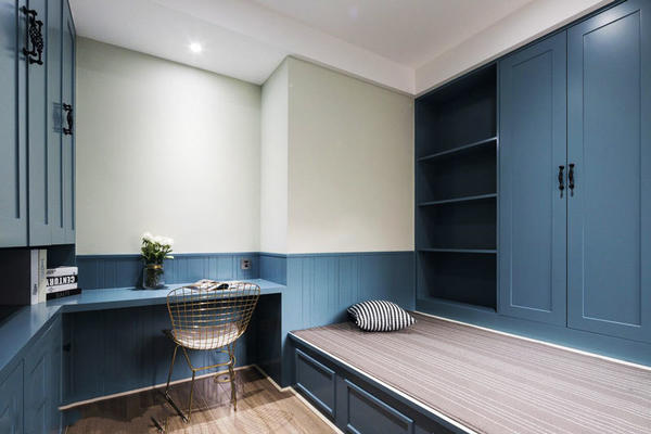 现代美式风格蓝色精致榻榻米书房装修图