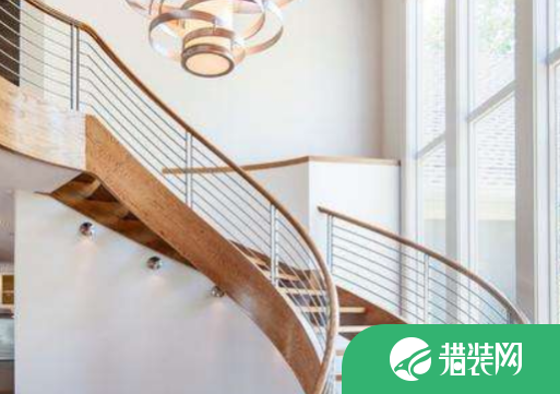 别墅楼梯装修价格是多少?别墅楼梯装修怎么计算价格?