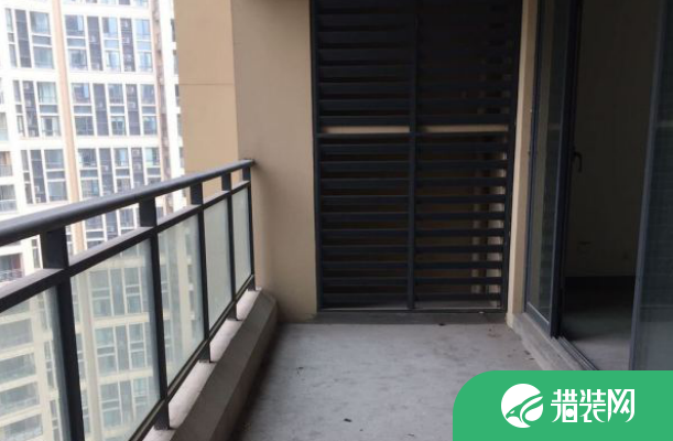 江景房阳台要加防盗网吗?什么样的方式装修江景房阳台比较好呢?