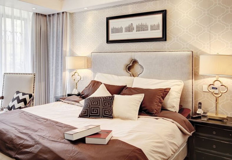 现代简约卧室床头软包背景墙装修设计图