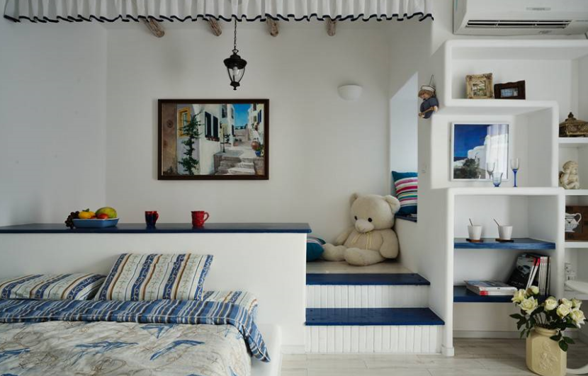 白色地中海风格卧室装修设计图