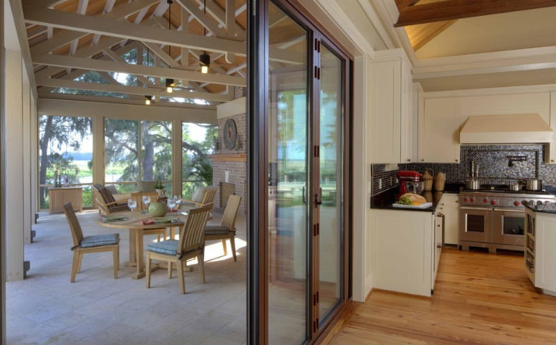 美式风格厨房玻璃推拉门装修设计图