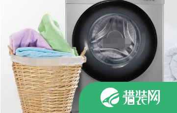 中性清洁剂洗衣服示意图